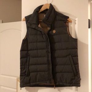 Fjall Raven Vest.